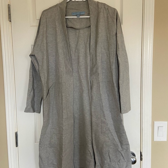 Ayrtight Long Grey Cardigan - Picture 2 of 5
